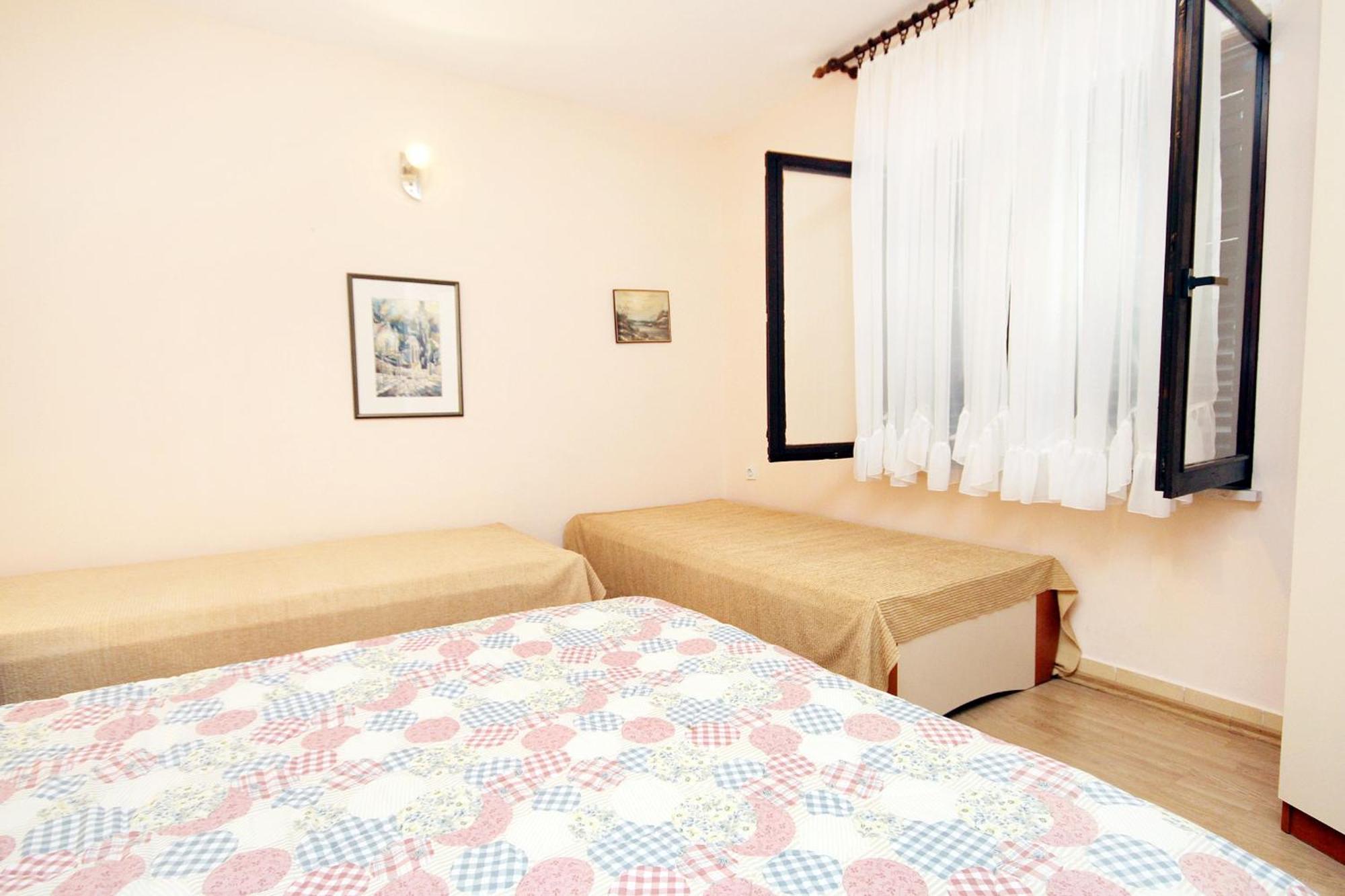 Apartments By The Sea Brgulje, Molat - 6241 Номер фото